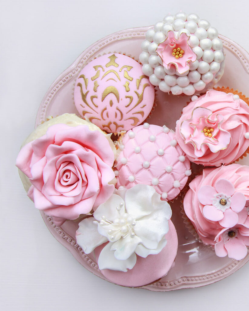 Pink Wedding Theme: Pink Wedding Cupcakes